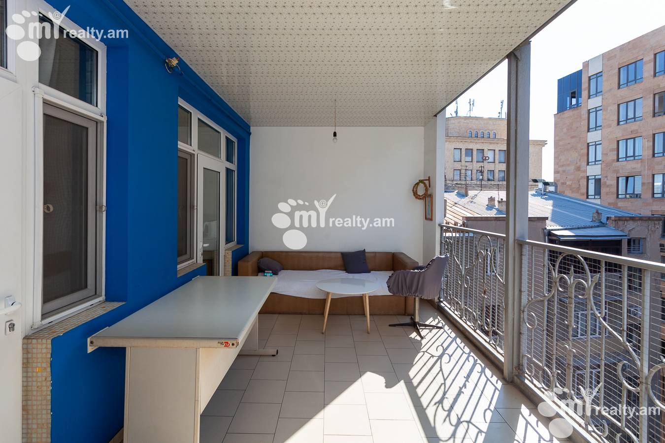 3 սենյականոց բնակարան  Նալբանդյան փող, Կենտրոն Երևան, 152406