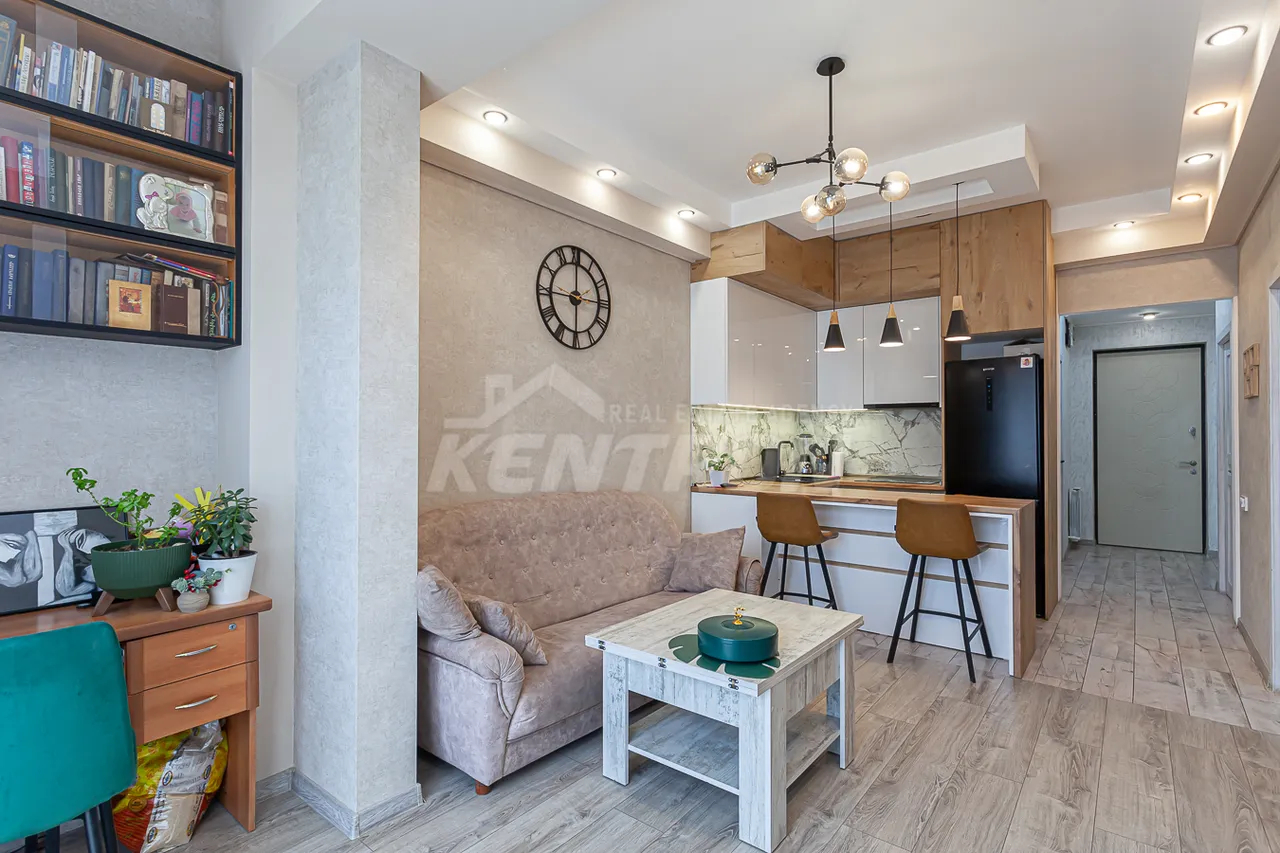 3 սենյականոց բնակարան  Լենինգրադյան փ, Մալաթիա-Սեբաստիա Երևան, 159732