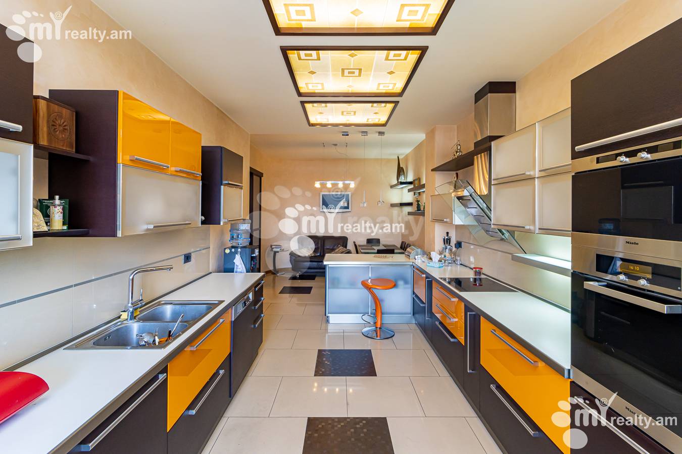 5 bedroom apartment for sale Teryan St, Center Yerevan, 139246