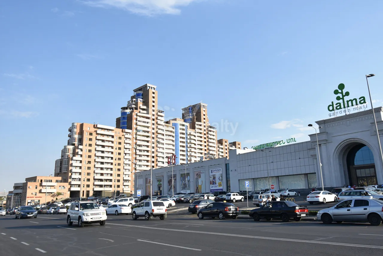 3 bedroom apartment for sale Tsitsernakaberd Highway, Center Yerevan, 159521