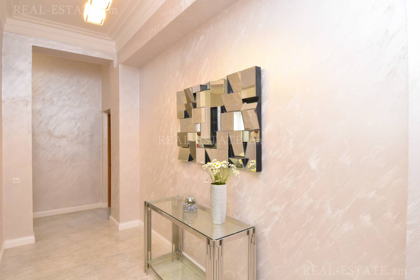 2 bedroom apartment for sale Baghramyan Ave (Kentron), Center Yerevan, 125820