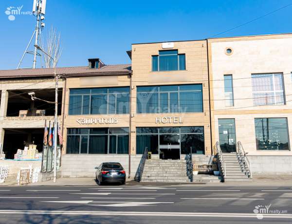 komercion-vacharq-Yerevan-Erebuni