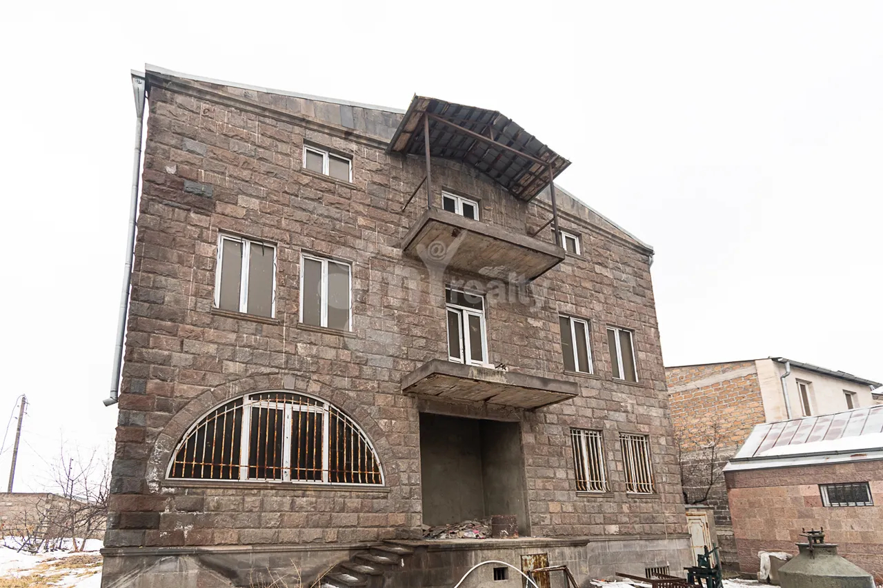 House for sale Erebuni St, Erebuni Yerevan, 159292