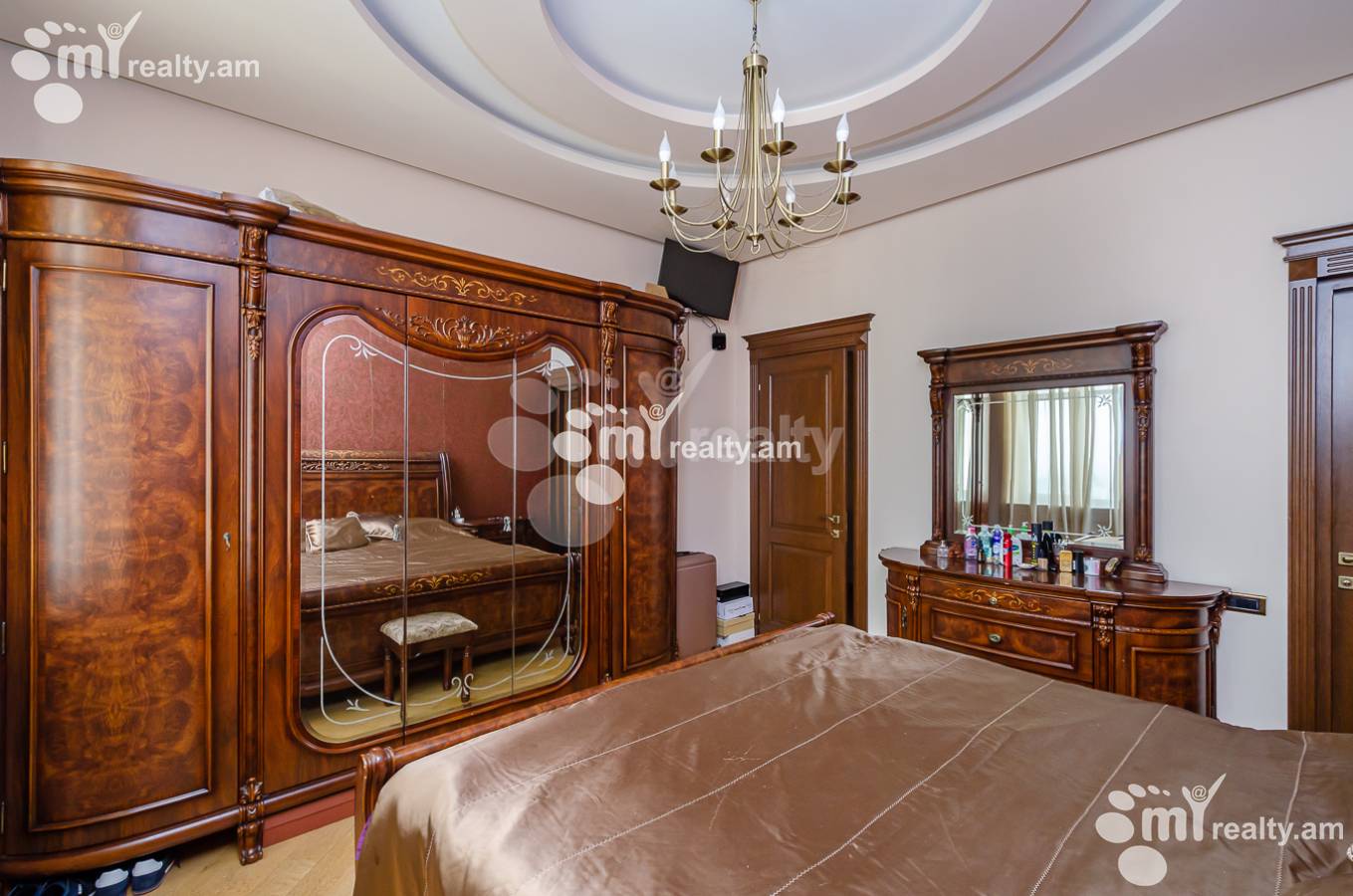 4 սենյականոց բնակարան  Անտառային փող, Կենտրոն Երևան, 152217