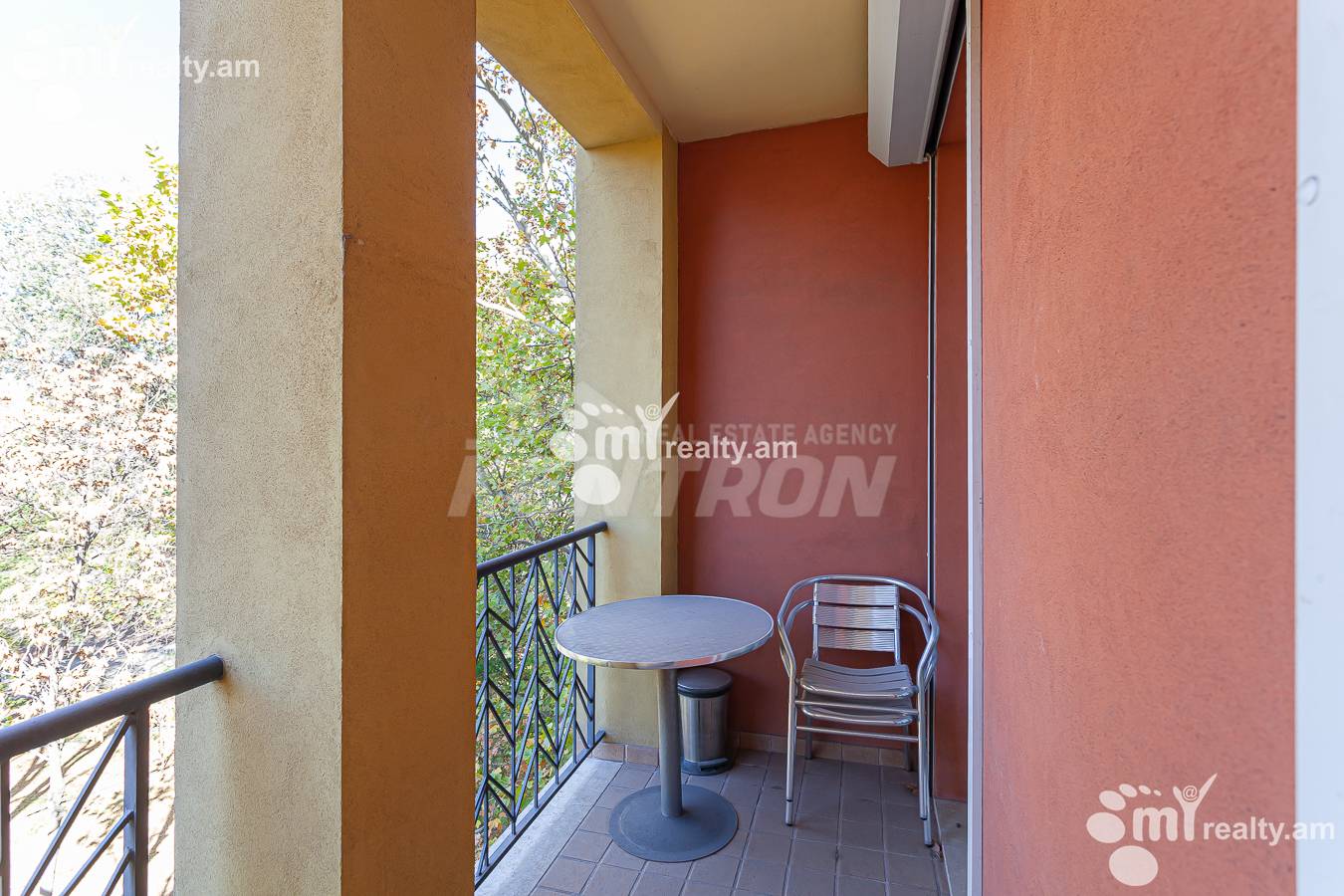 4 bedroom apartment for rent خیابان م. خورِناتسی, مرکز شهر ایروان, 154627