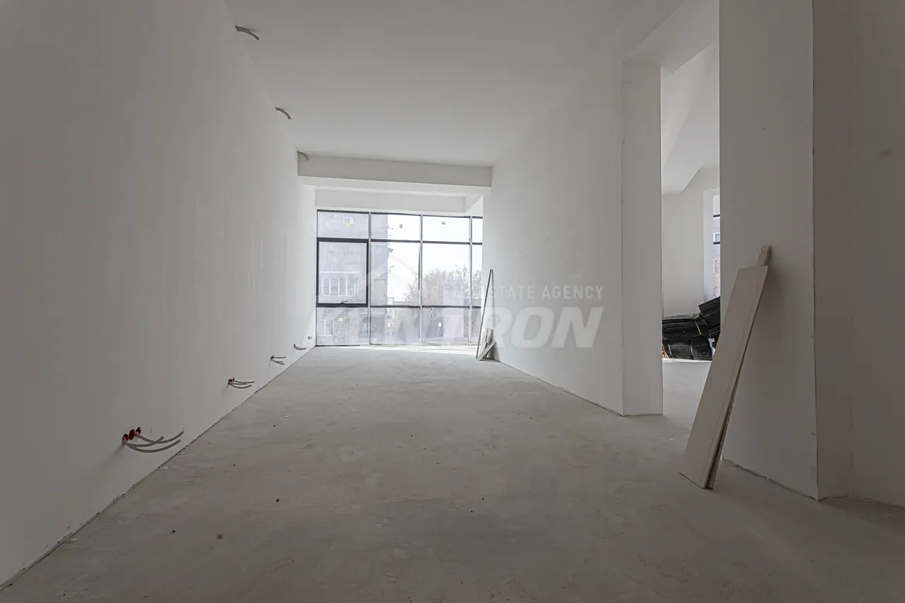 Снять коммерческoе помещение Н. Зарян стр, Арабкир Ереван, 158317