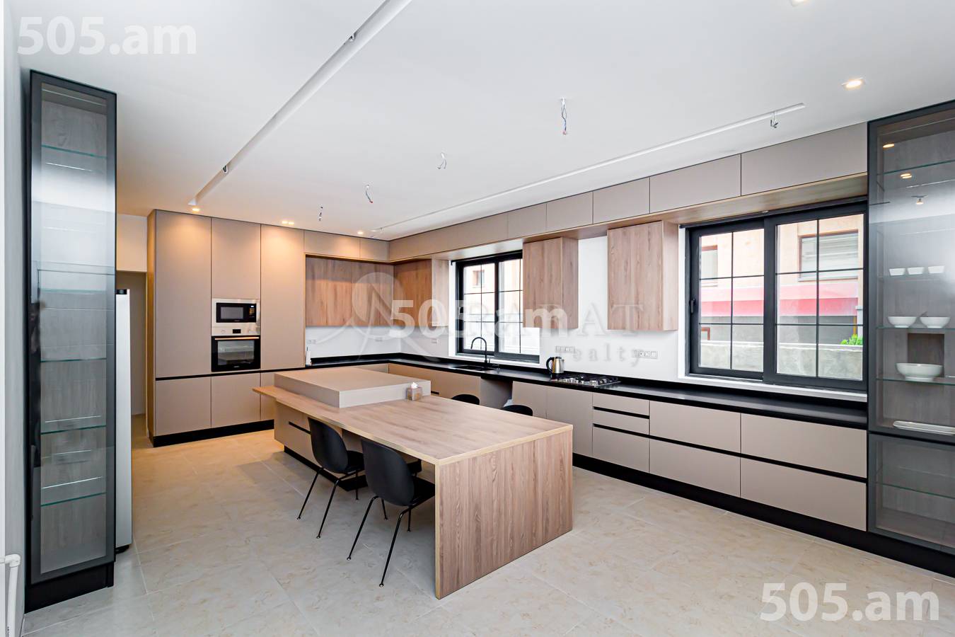 House for rent خیابان آنتارایین, مرکز شهر ایروان, 154708