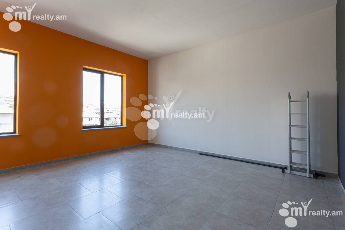 Снять коммерческoе помещение Ашхабад ул, Аван Ереван, 137362