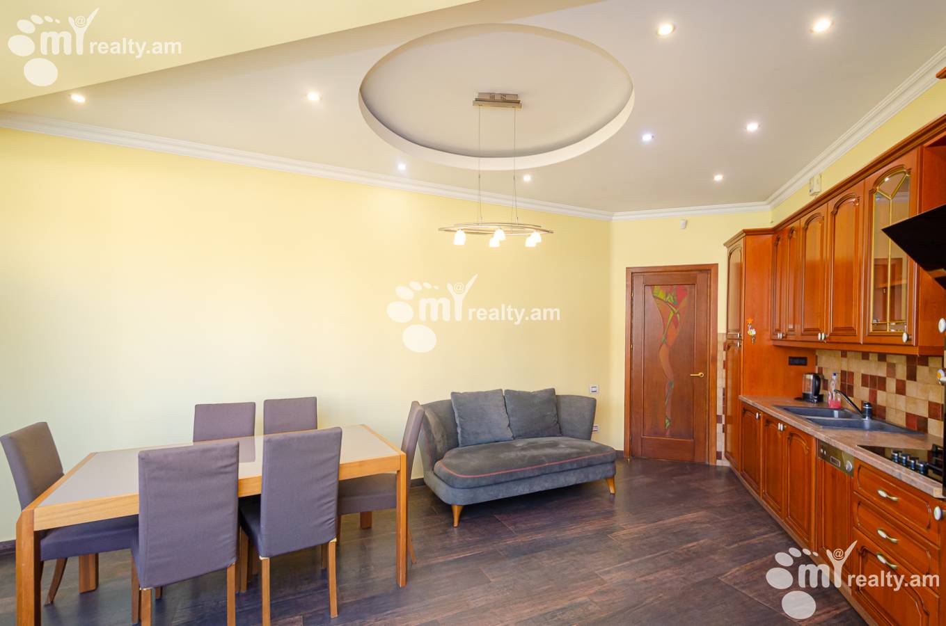 4 սենյականոց բնակարան վարձով Չայկովսկու փող, Կենտրոն Երևան, 154235