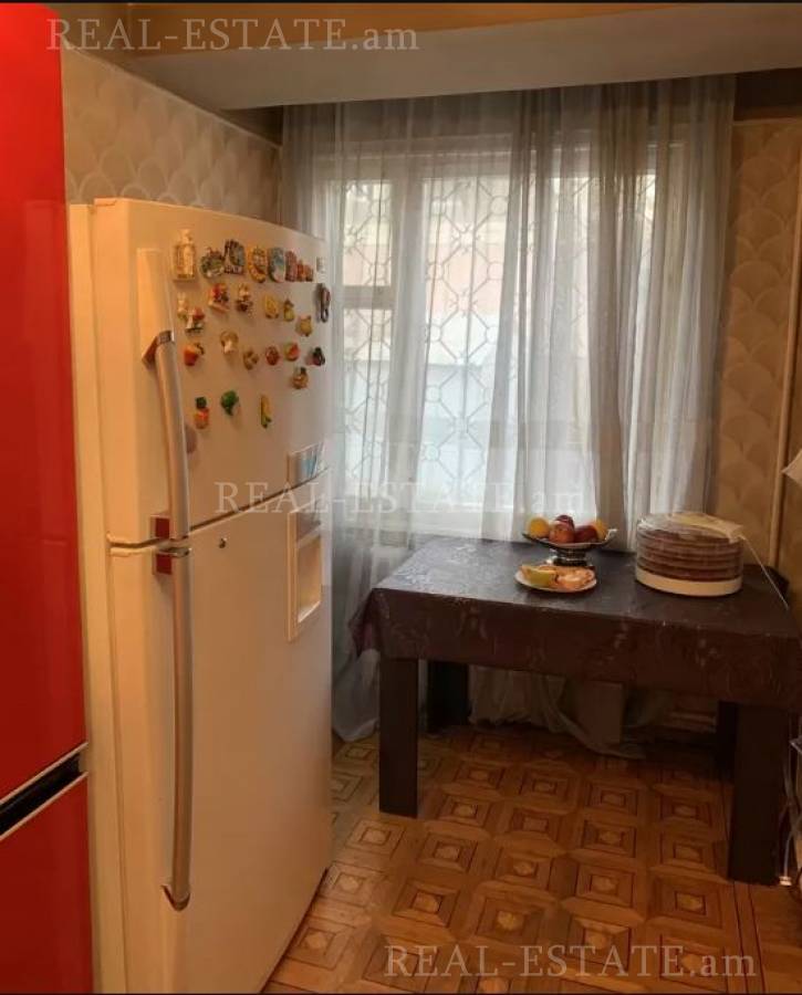 2 սենյականոց բնակարան  Ե. Քոչար փող, Կենտրոն Երևան, 131609