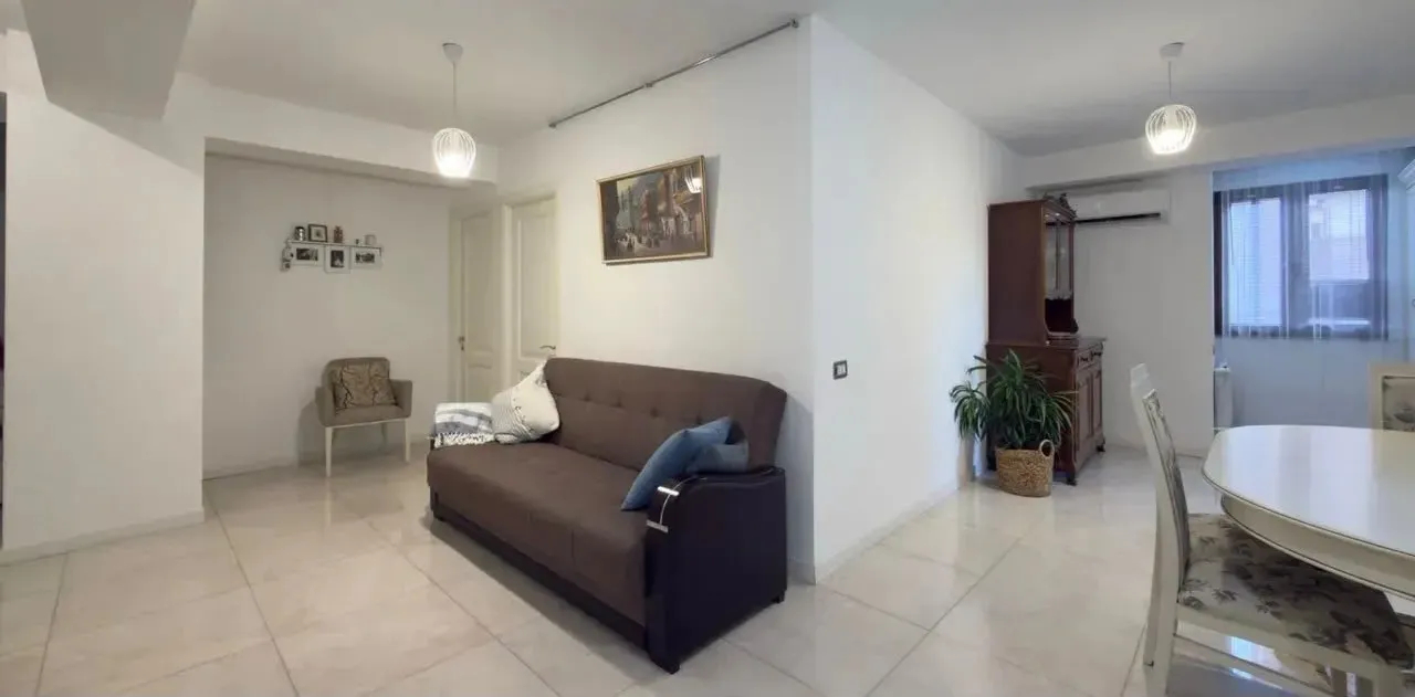 3 bedroom apartment for rent Pushkin St, Center Yerevan, 161548