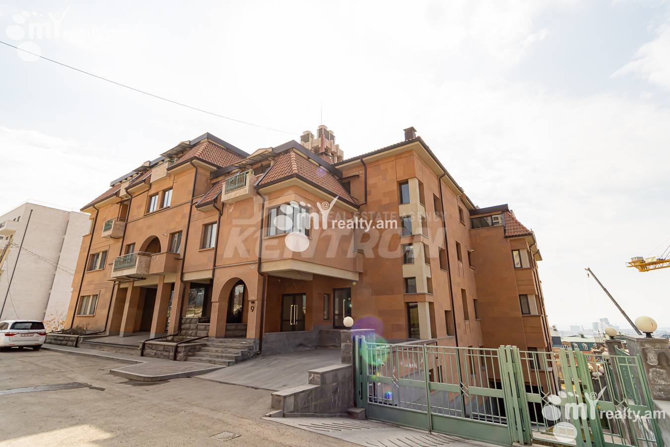 3 bedroom apartment for sale Antarayin St, Center Yerevan, 146394