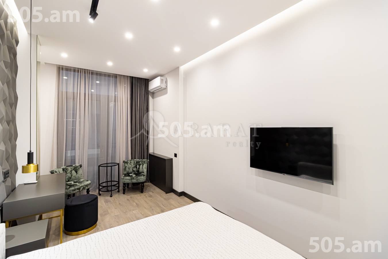 3 bedroom apartment for sale خیابان آزاتوتیان, عربگیر ایروان, 153981