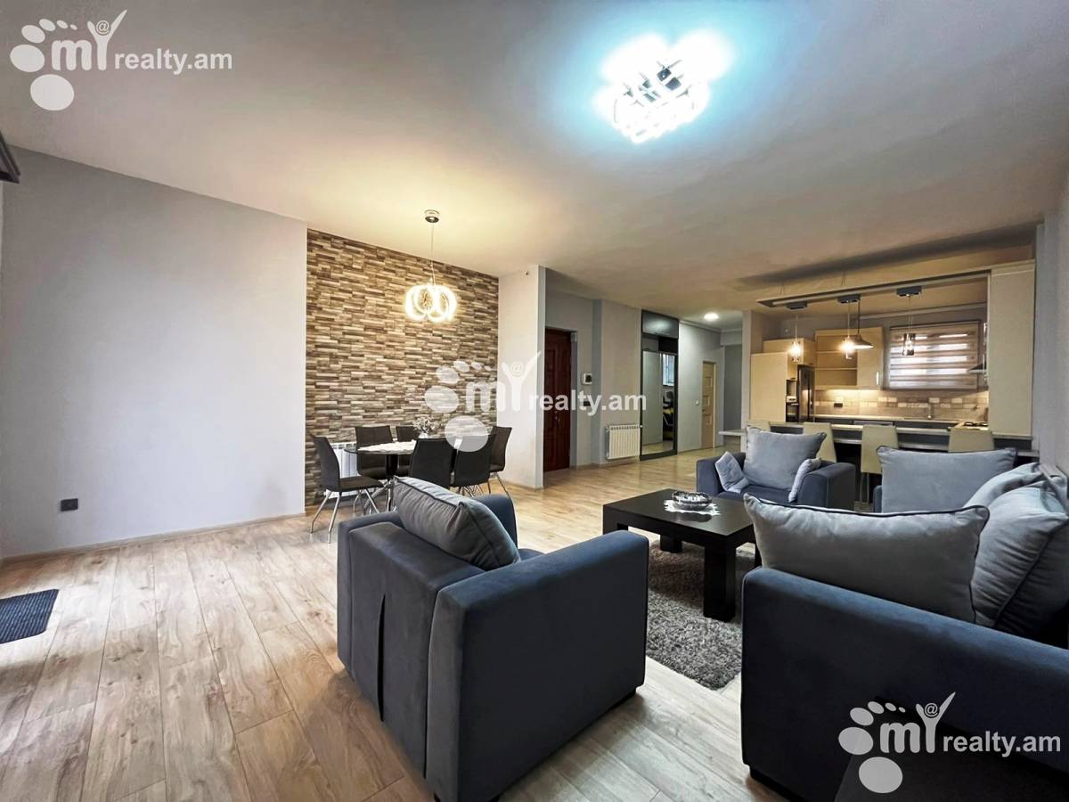 4 bedroom apartment for rent Antarayin St, Center Yerevan, 156196