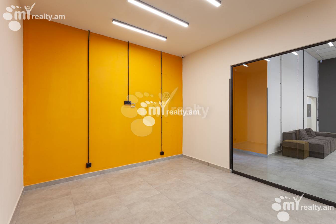 Снять коммерческoе помещение Ашхабад ул, Аван Ереван, 137362