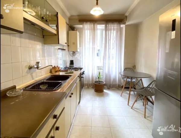 2-senyakanoc-bnakaran-vacharq-Yerevan-Arabkir