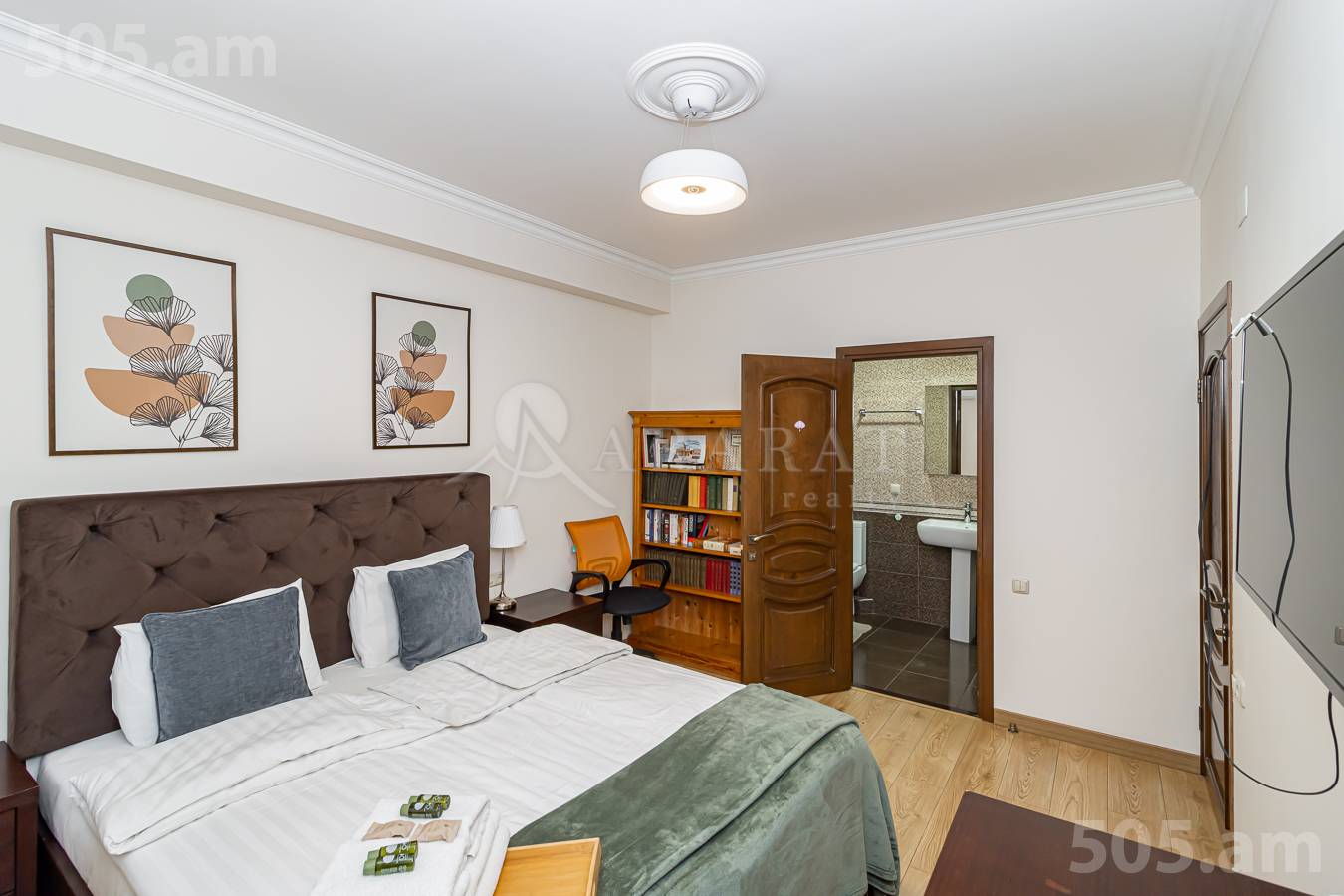 3 bedroom apartment for sale Pushkin St, Center Yerevan, 147636