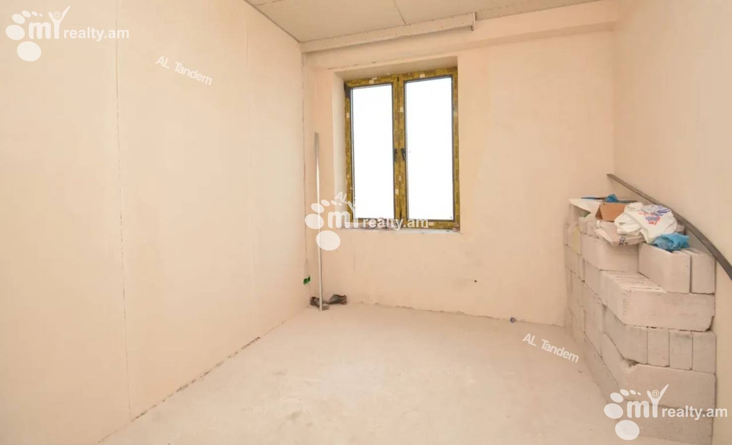 3 սենյականոց բնակարան  Արշակունյաց պող, Կենտրոն Երևան, 158257