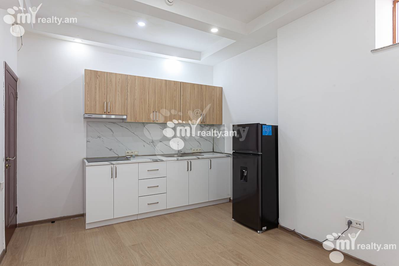 Снять коммерческoе помещение Амбардзумян ул, Арабкир Ереван, 147519