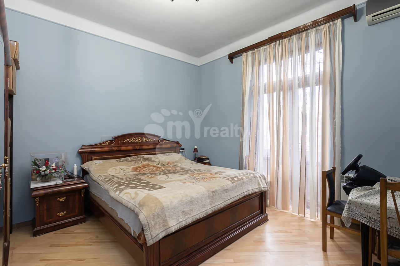 3 bedroom apartment for sale (خیابان باقرامیان (عربکیر, عربگیر ایروان, 159460