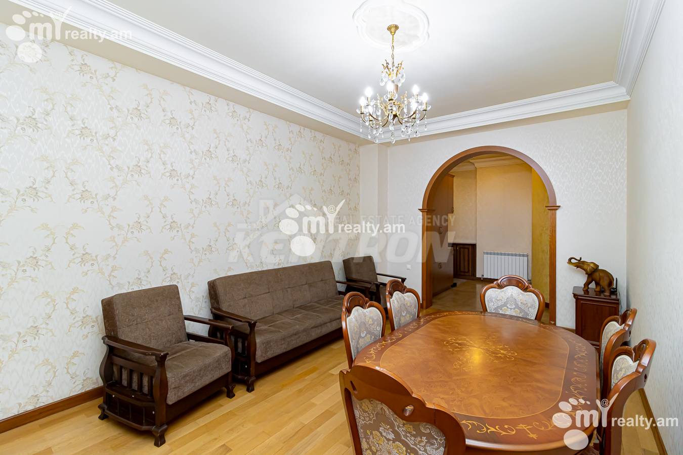 3 bedroom apartment for sale خیابان کاجازنونی, مرکز شهر ایروان, 153643