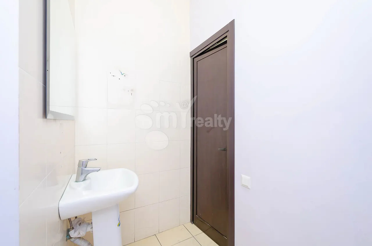 Commercial property for sale Baghramyan av(Arabkir), Arabkir Yerevan, 158197