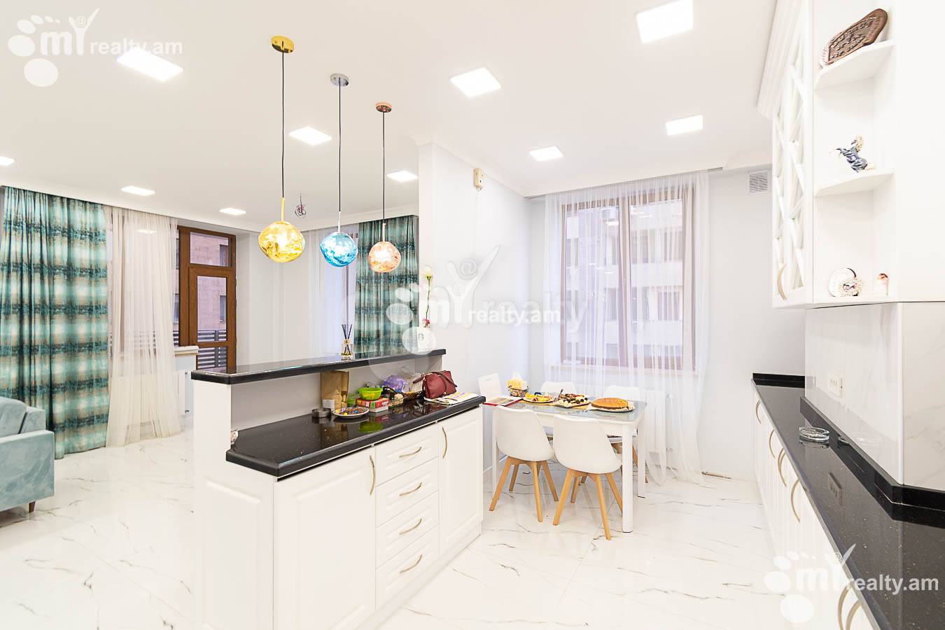 4 bedroom apartment for sale Aram St, Center Yerevan, 153276