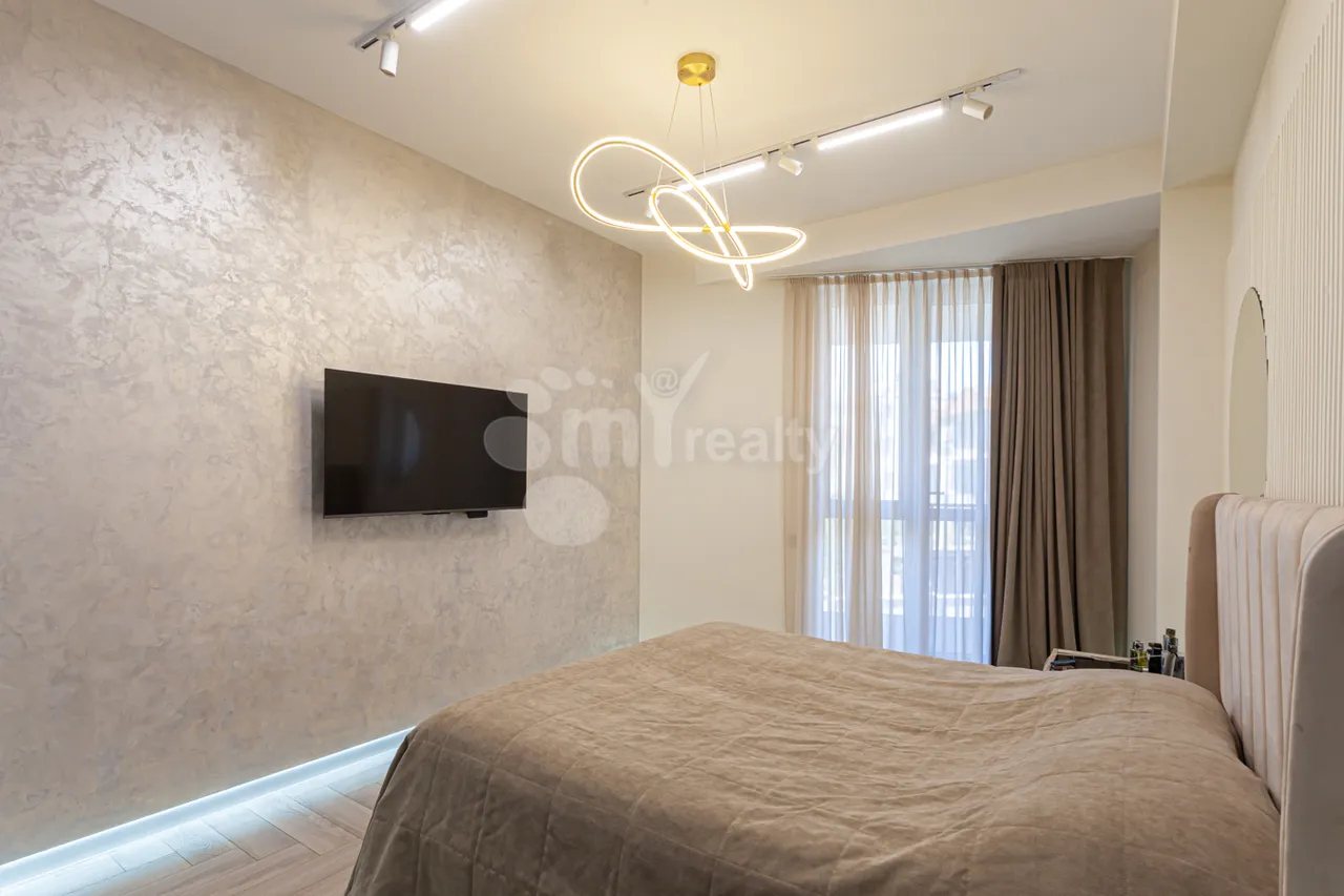 3 սենյականոց բնակարան  Անտառային փող, Կենտրոն Երևան, 160198