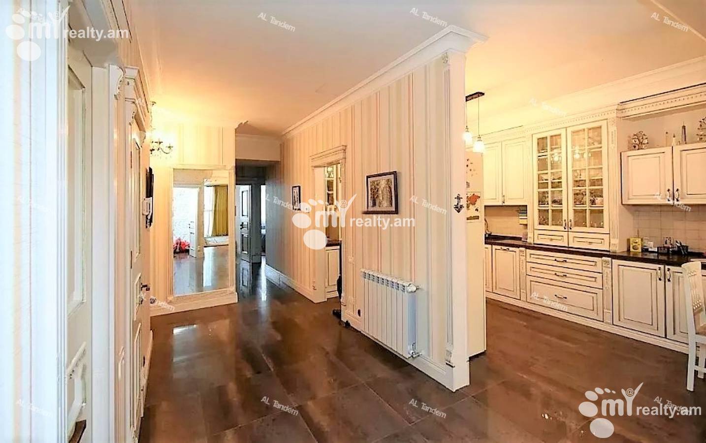 Купить 4 комнатную квартиру Цицернакаберд шоссе, Центр Ереван, 122548