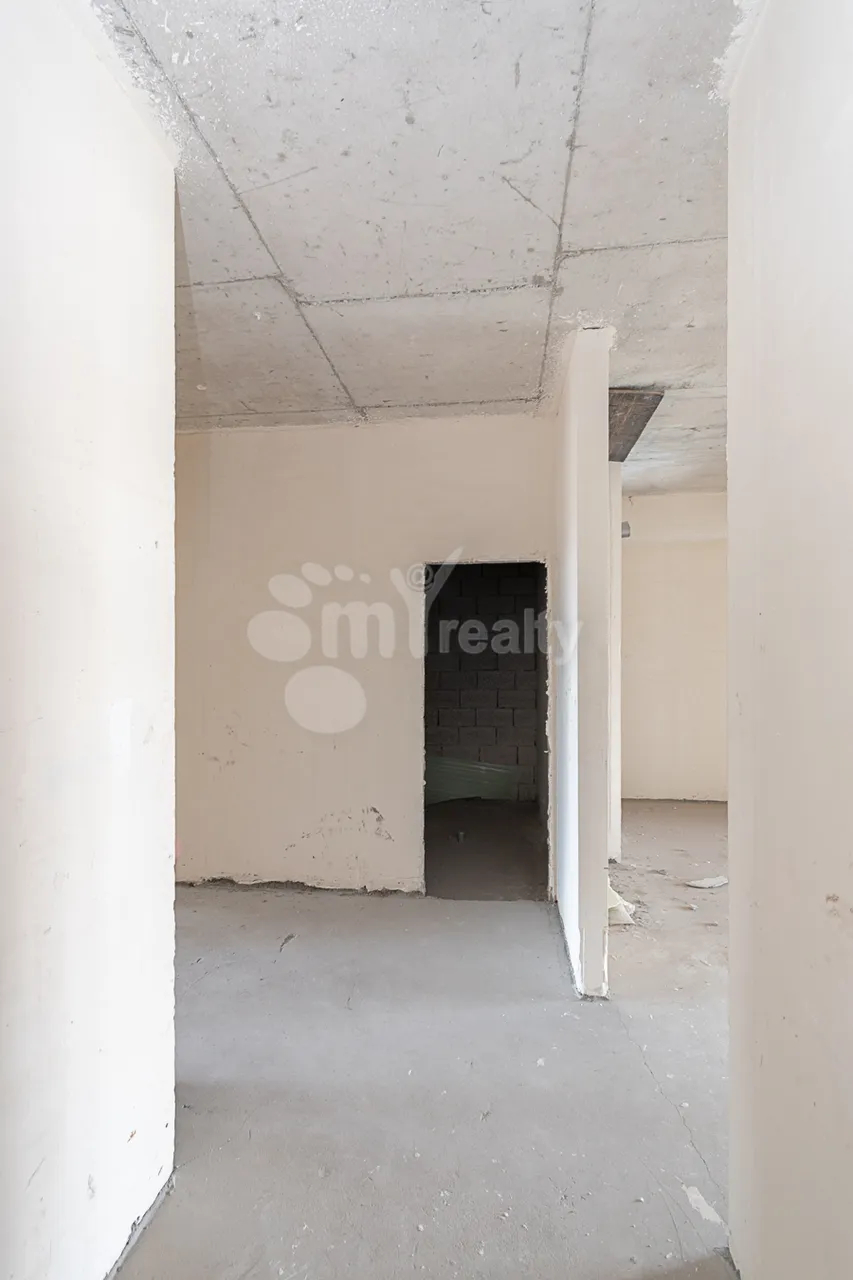 Купить 3 комнатную квартиру Алабян ул, Ачапняк Ереван, 160127