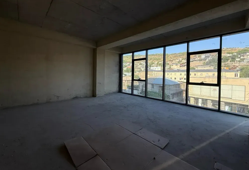 norakaruyc-bnakaran/3-senyakanoc/Charents+St/Center/Yerevan