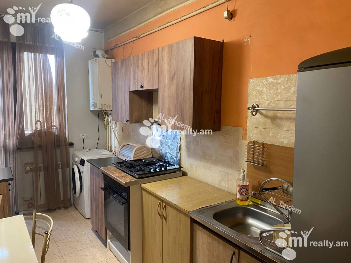 2 սենյականոց բնակարան  Ադոնց փող, Արաբկիր Երևան, 154018