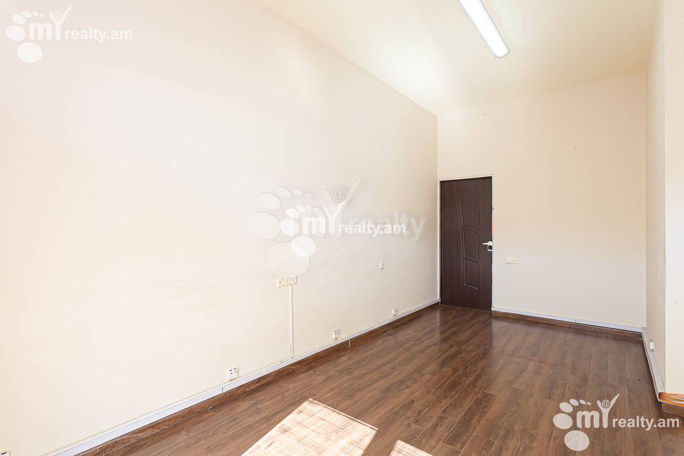 Снять коммерческoе помещение Акобян ул, Арабкир Ереван, 149031