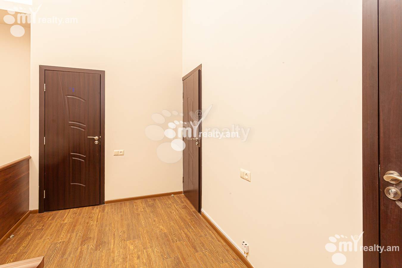 Снять коммерческoе помещение Акобян ул, Арабкир Ереван, 149031