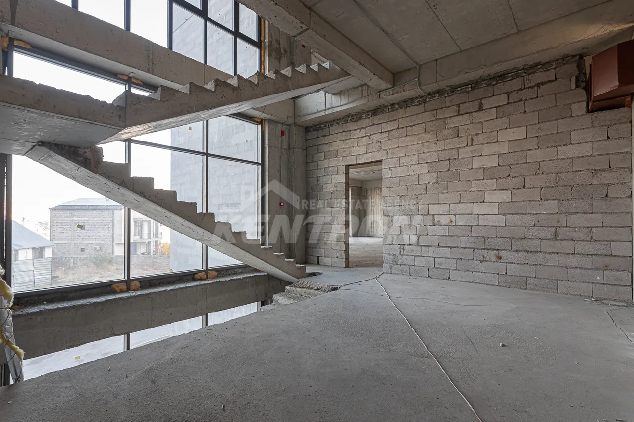 Commercial property for sale Paruyr Sevak  dis. 17 street, Awan Yerevan, 157751