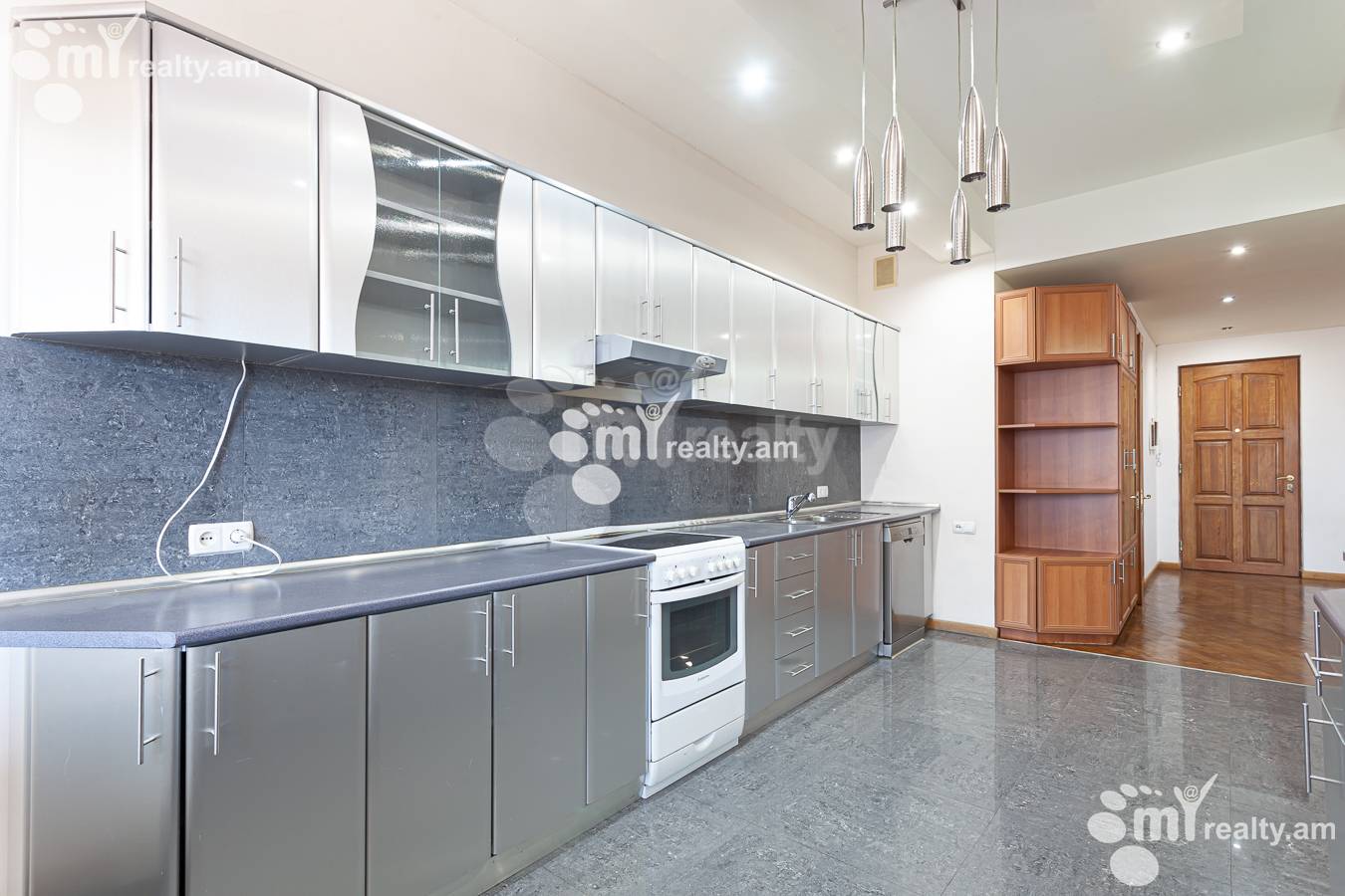 3 bedroom apartment for rent (خیابان نورترن (شمالی, مرکز شهر ایروان, 155961