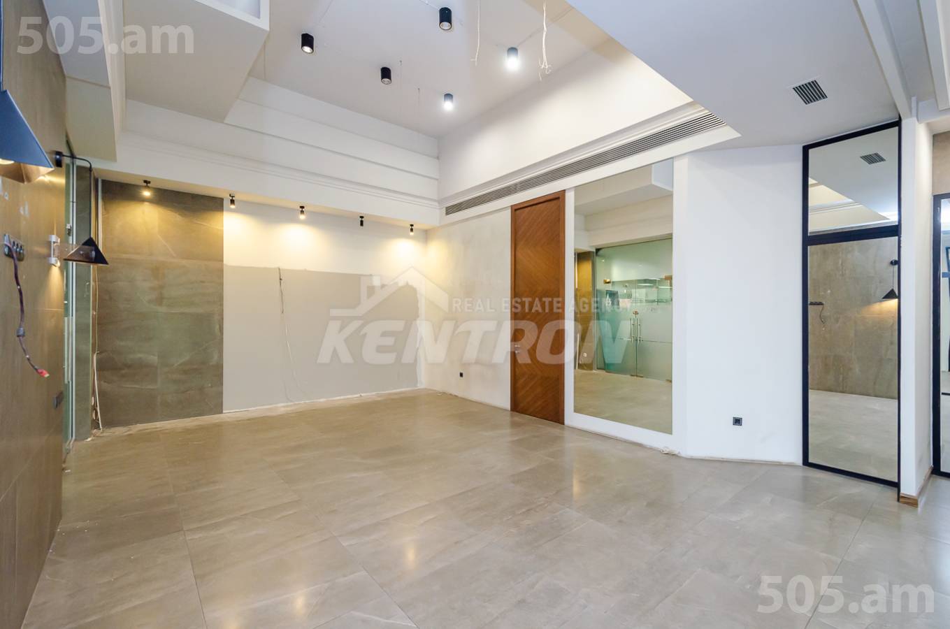 Снять коммерческoе помещение Арам ул, Центр Ереван, 150846