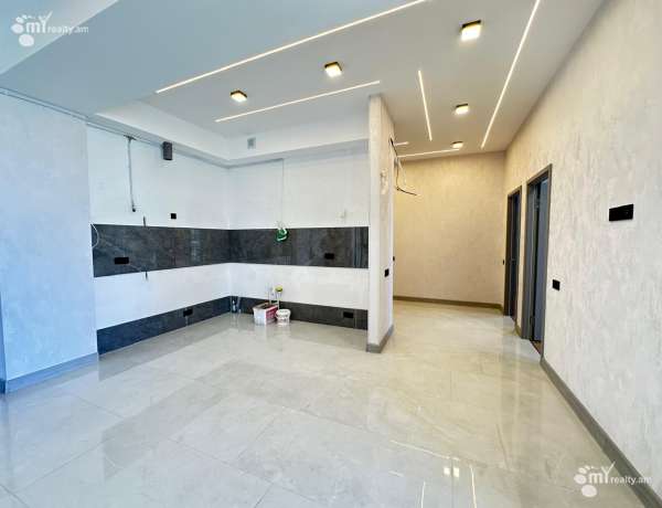 3-senyakanoc-bnakaran-vacharq-Yerevan-Ajapnyak