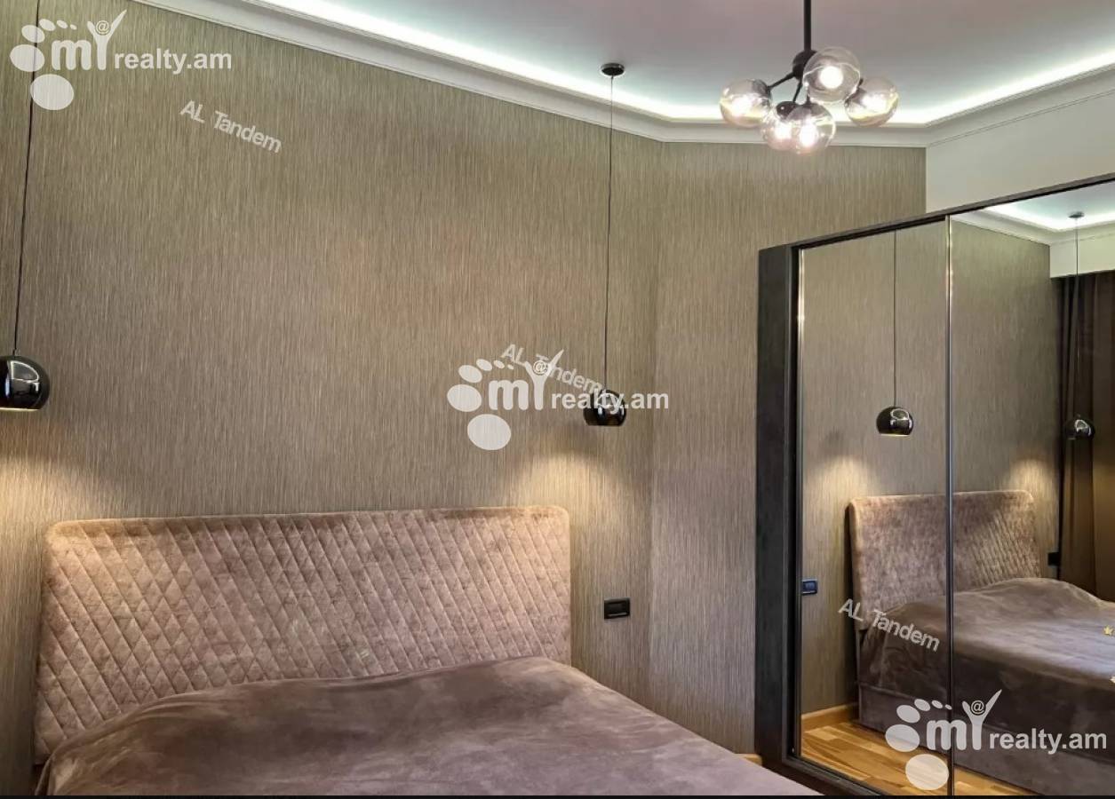 4 bedroom apartment for sale Aram St, Center Yerevan, 130071