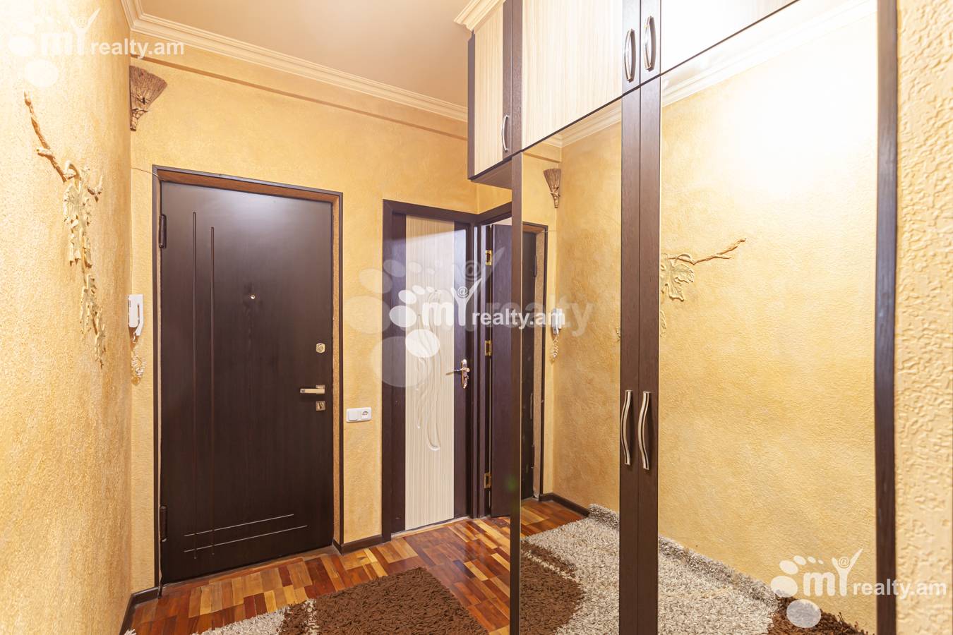 Купить 4 комнатную квартиру Давиташен 2 ой блок, Давташен Ереван, 152413