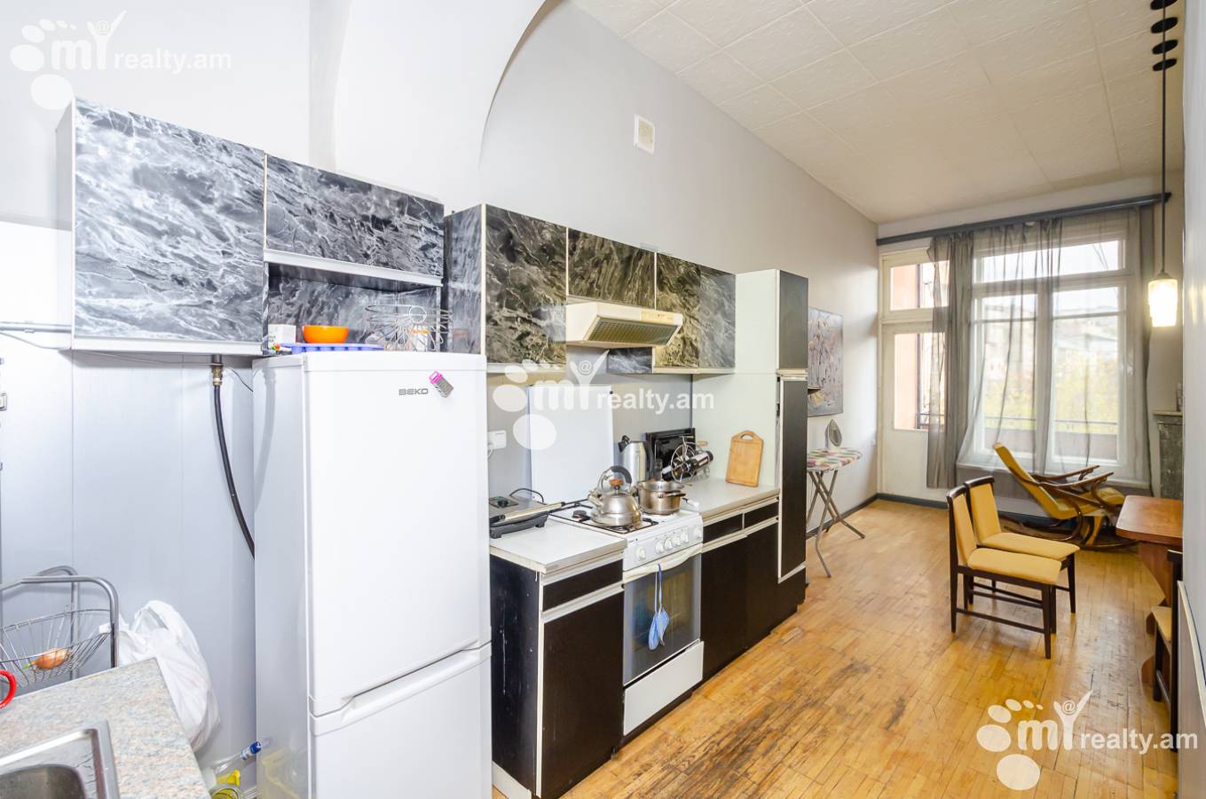 4 bedroom apartment for sale Abovyan St, Center Yerevan, 152290