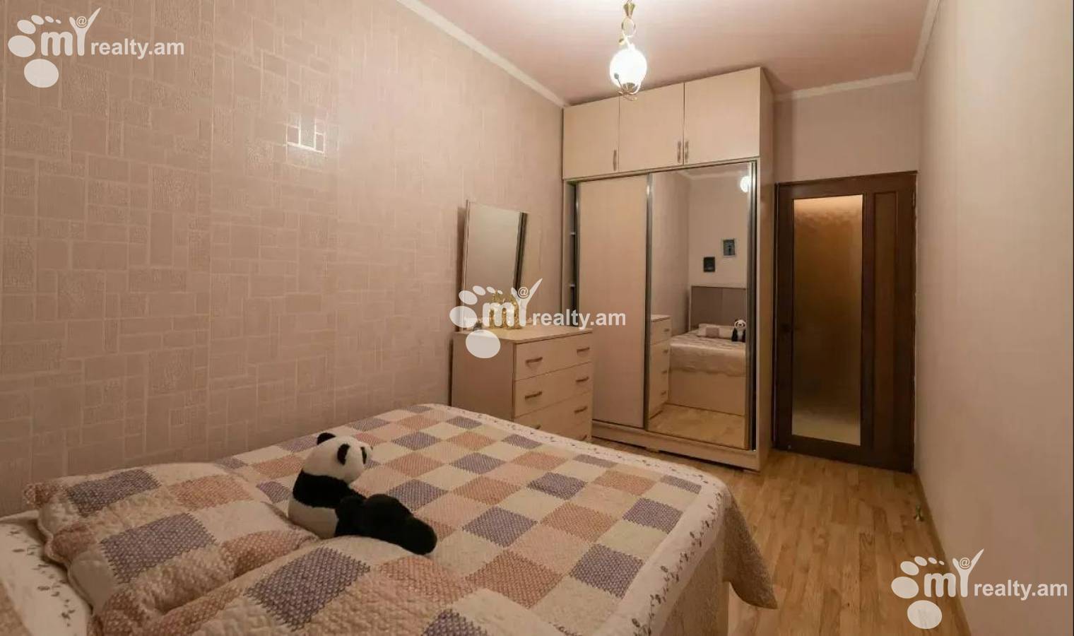 3 սենյականոց բնակարան  Դավթաշեն 1 թաղ., Դավթաշեն Երևան, 143509