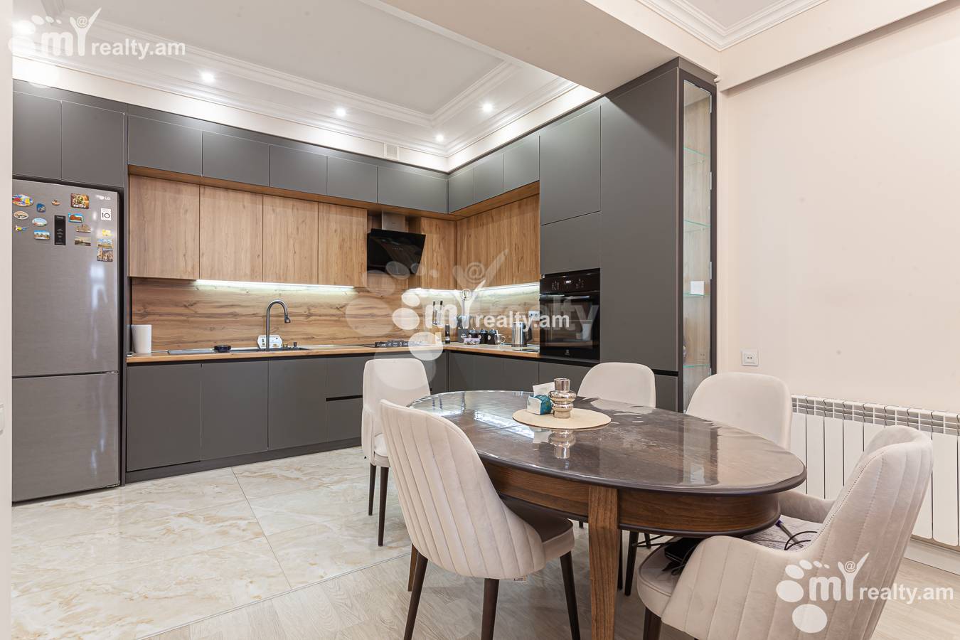 3 bedroom apartment for sale خیابان میکویان, داوتاشِن ایروان, 156181