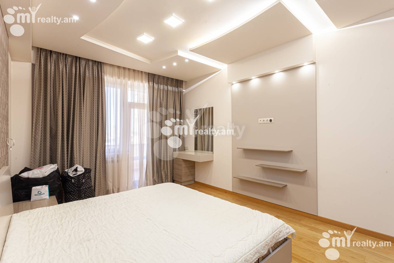 3 սենյականոց բնակարան վարձով Միկոյան փող, Դավթաշեն Երևան, 151304