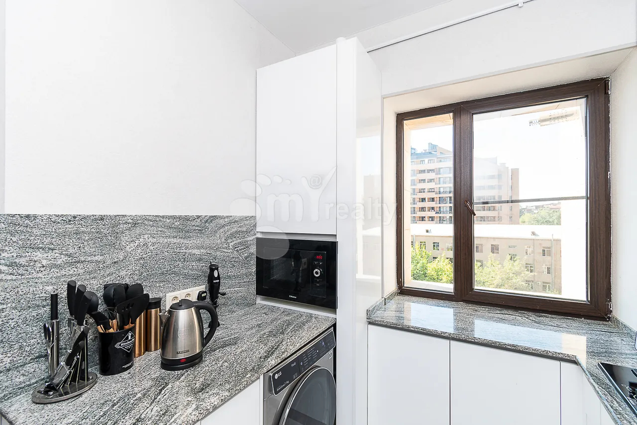 2 bedroom apartment for rent Buzand St, Center Yerevan, 159400