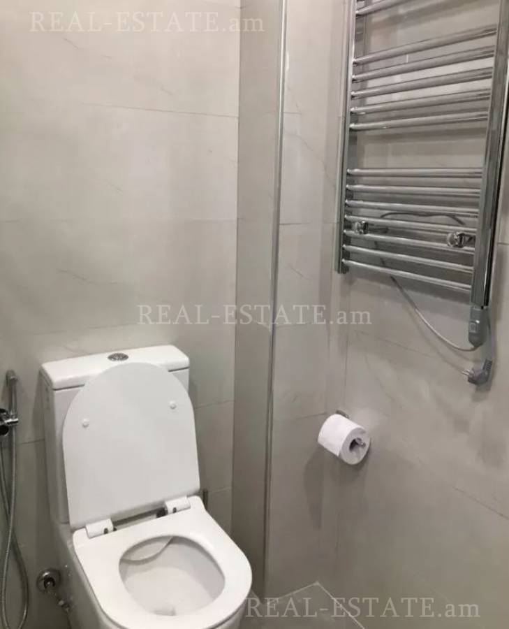 2 bedroom apartment for sale خیابان کومیتاس, عربگیر ایروان, 100723