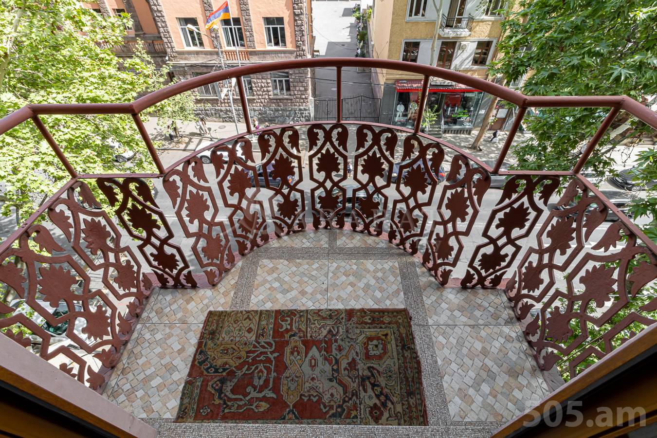 6 սենյականոց բնակարան  Տերյան փող, Կենտրոն Երևան, 152134