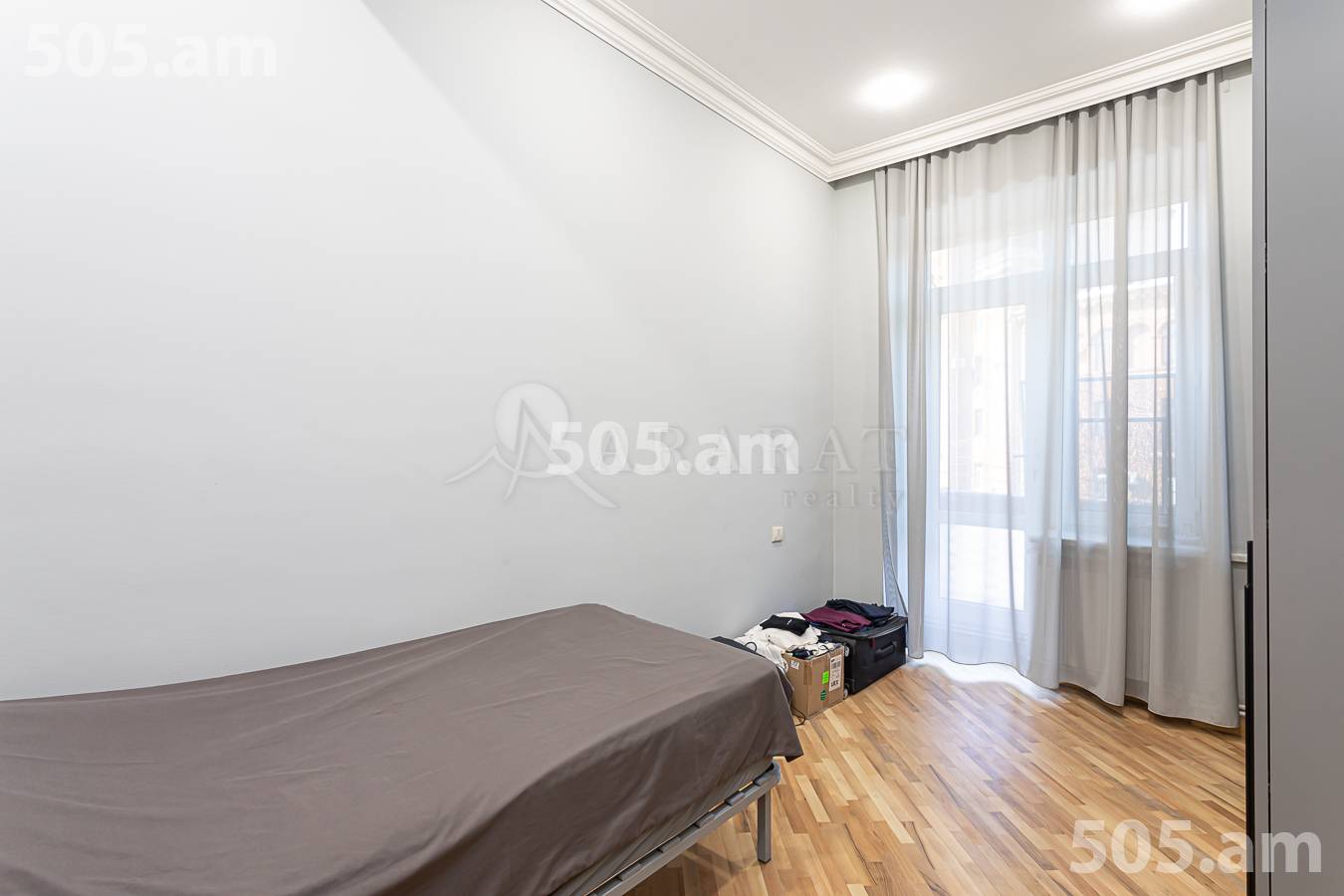 3 bedroom apartment for sale Mashtots Ave, Center Yerevan, 157147