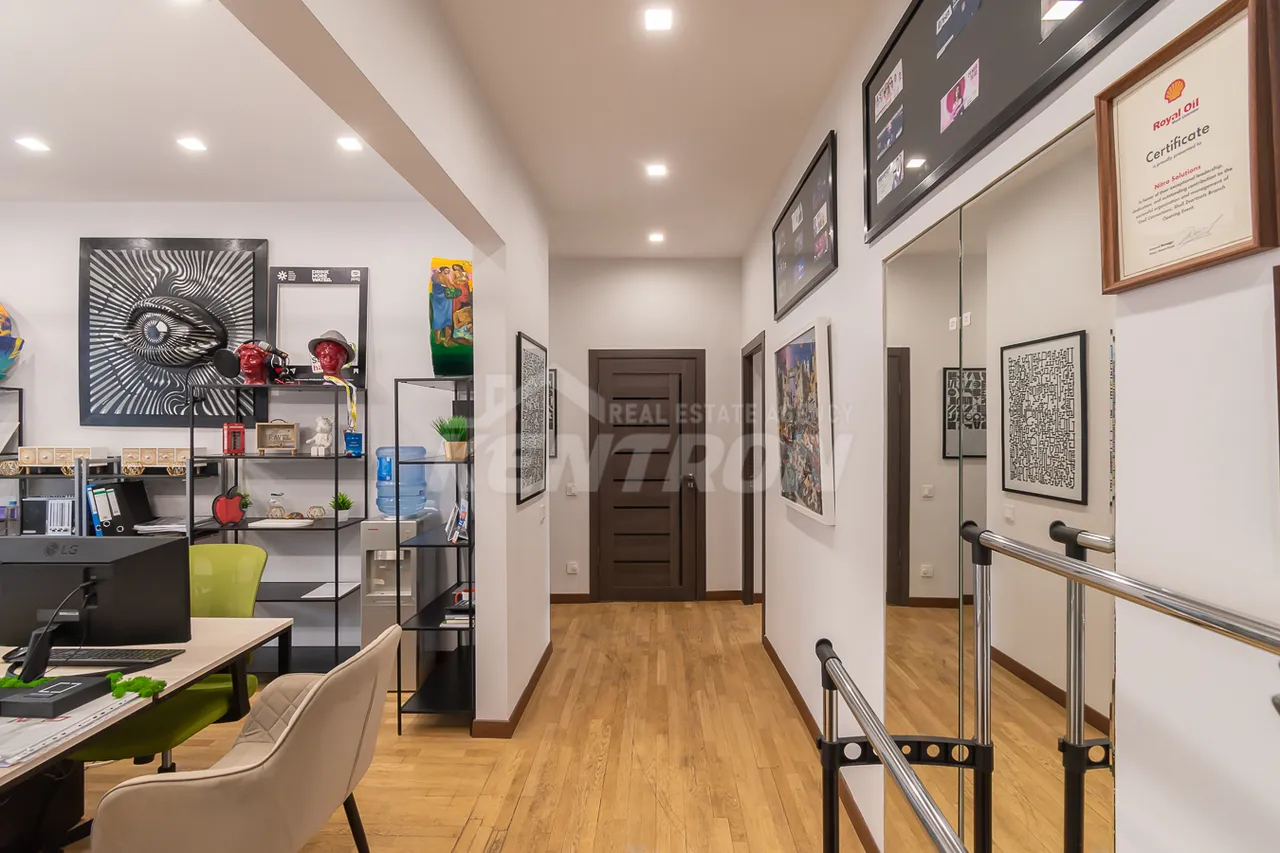 3 սենյականոց բնակարան  Թամանյան փող, Կենտրոն Երևան, 158802