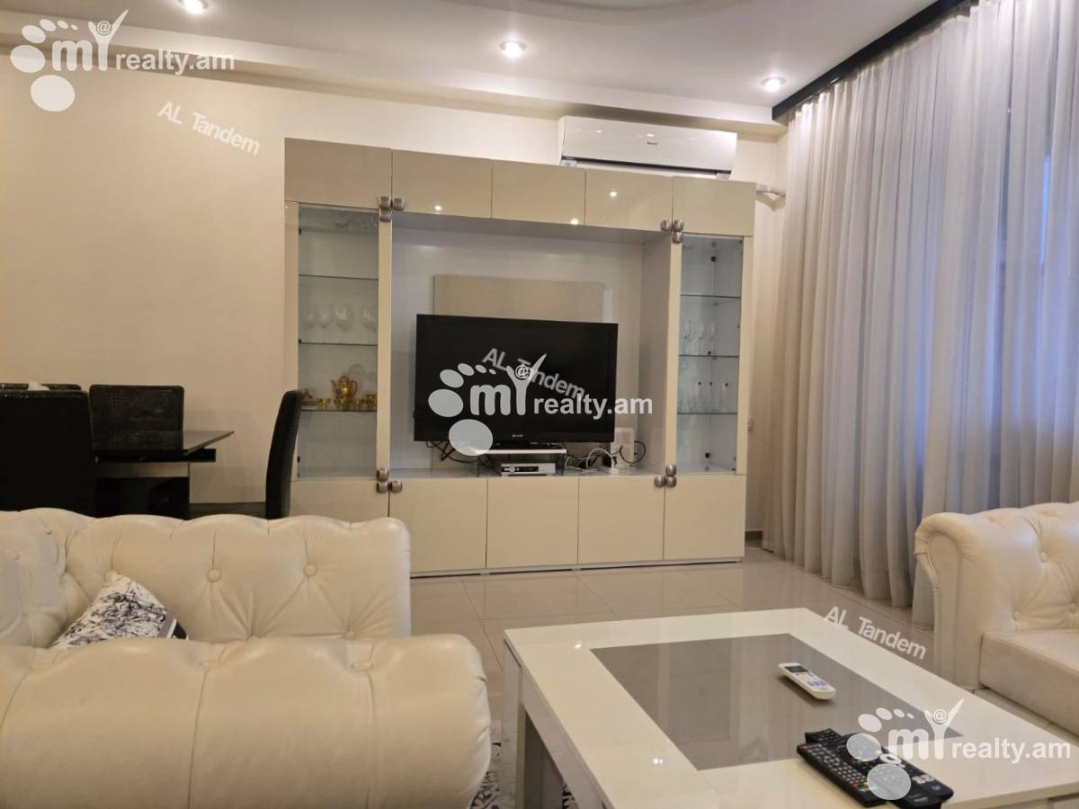 3 bedroom apartment for rent خیابان ساریان, مرکز شهر ایروان, 156975